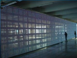 レンタル透明なLEDのカーテン スクリーンP37の高い明るさの屋外の明確な導かれた表示